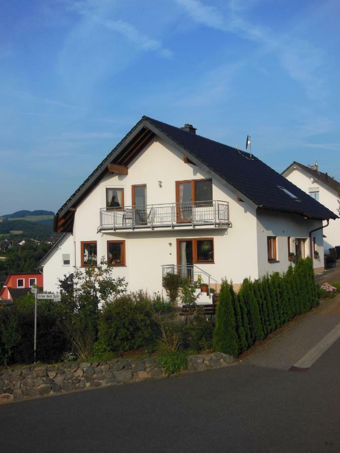 Ferienwohnung Basche Oberzissen Exterior foto